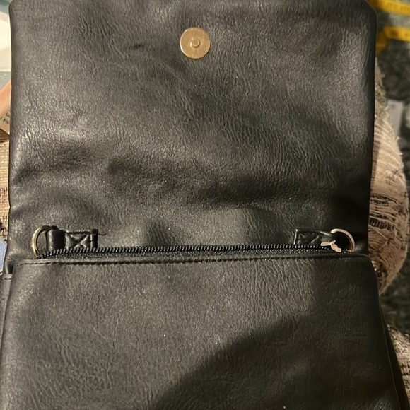 RAMPAGE Crossbody bag with gold chain - Picture 6 of 7